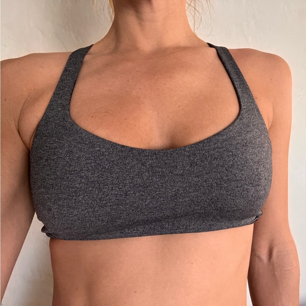 Lululemon bra size 6